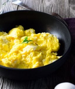 How to Make Perfect Scrambled Eggs - Light & Fluffy - Fox Valley Foodie